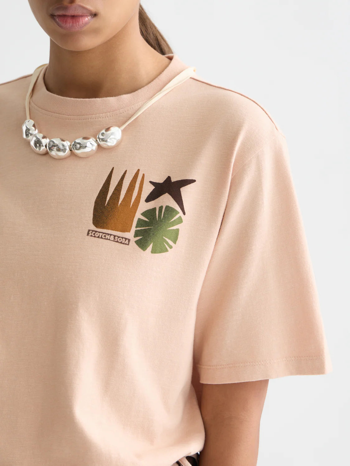 ARTWORK LOOSE T-SHIRT | SCOTCH & SODA