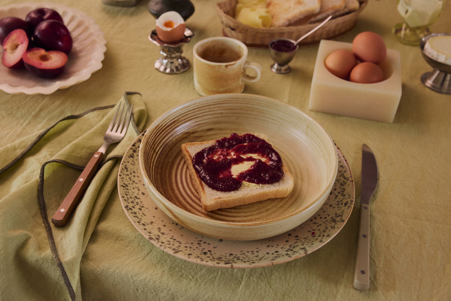 DINNERPLATES 70S GRIT | HK LIVING