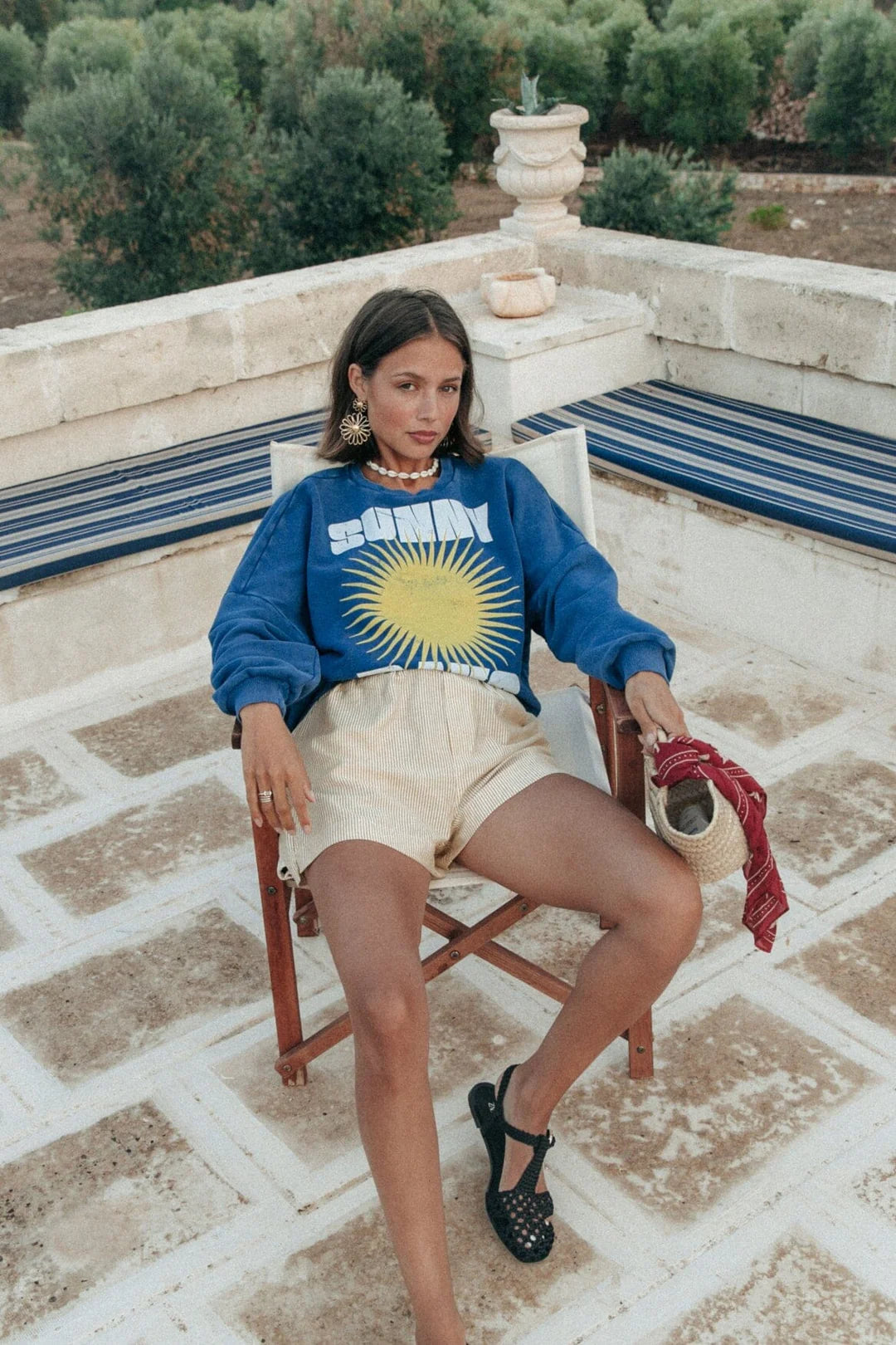 SUNNY DAYS SWEAT BRIGHT BLUE | COLOURFUL REBEL