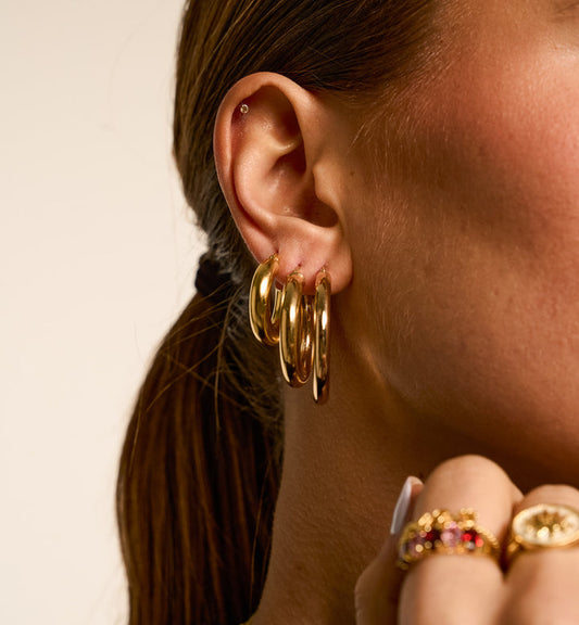 ROUND PLAIN HOOP EARRINGS | ANNA + NINA