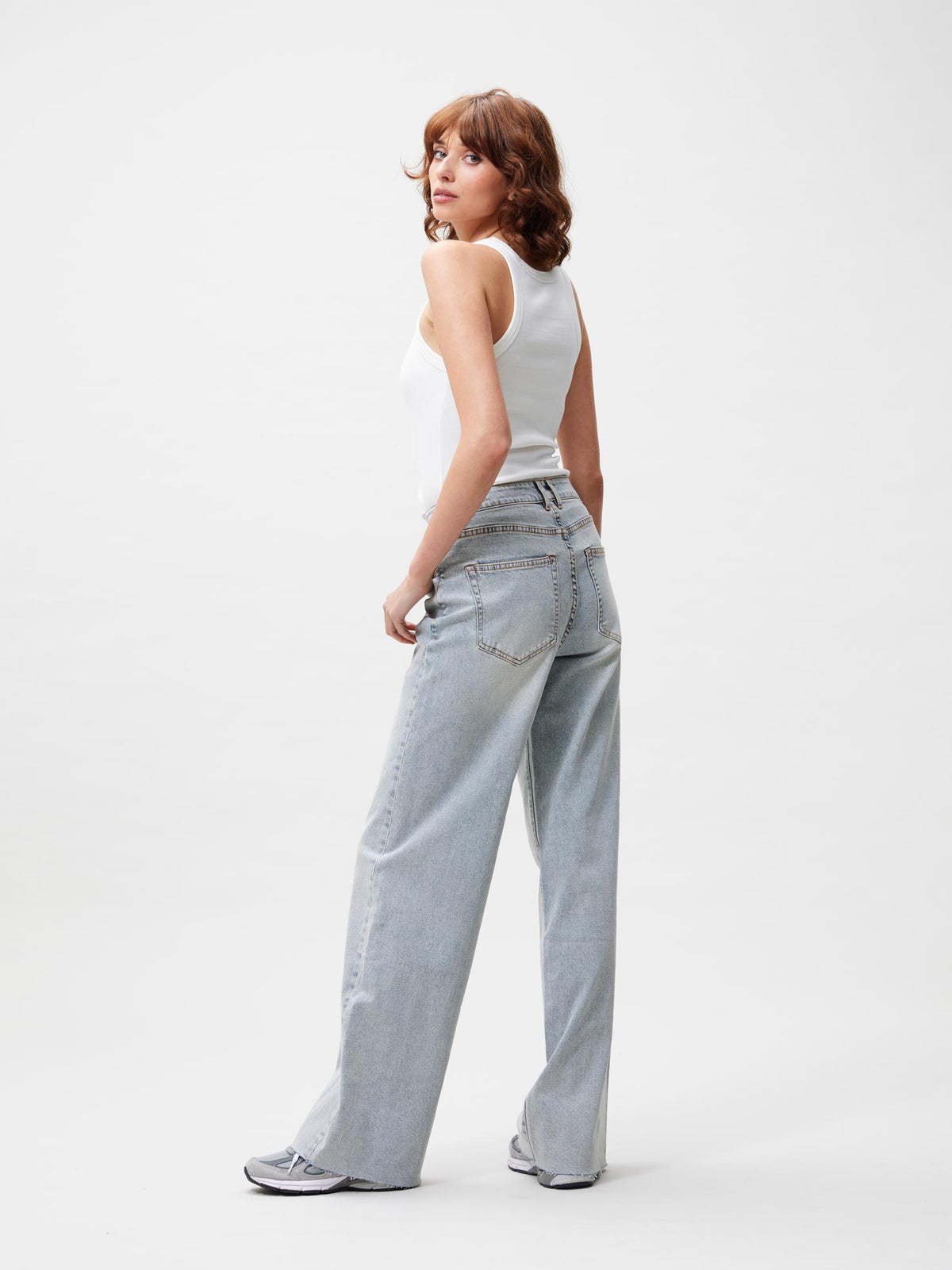 LOOSE FIT JEANS BLUE 300 | CATWALK JUNKIE