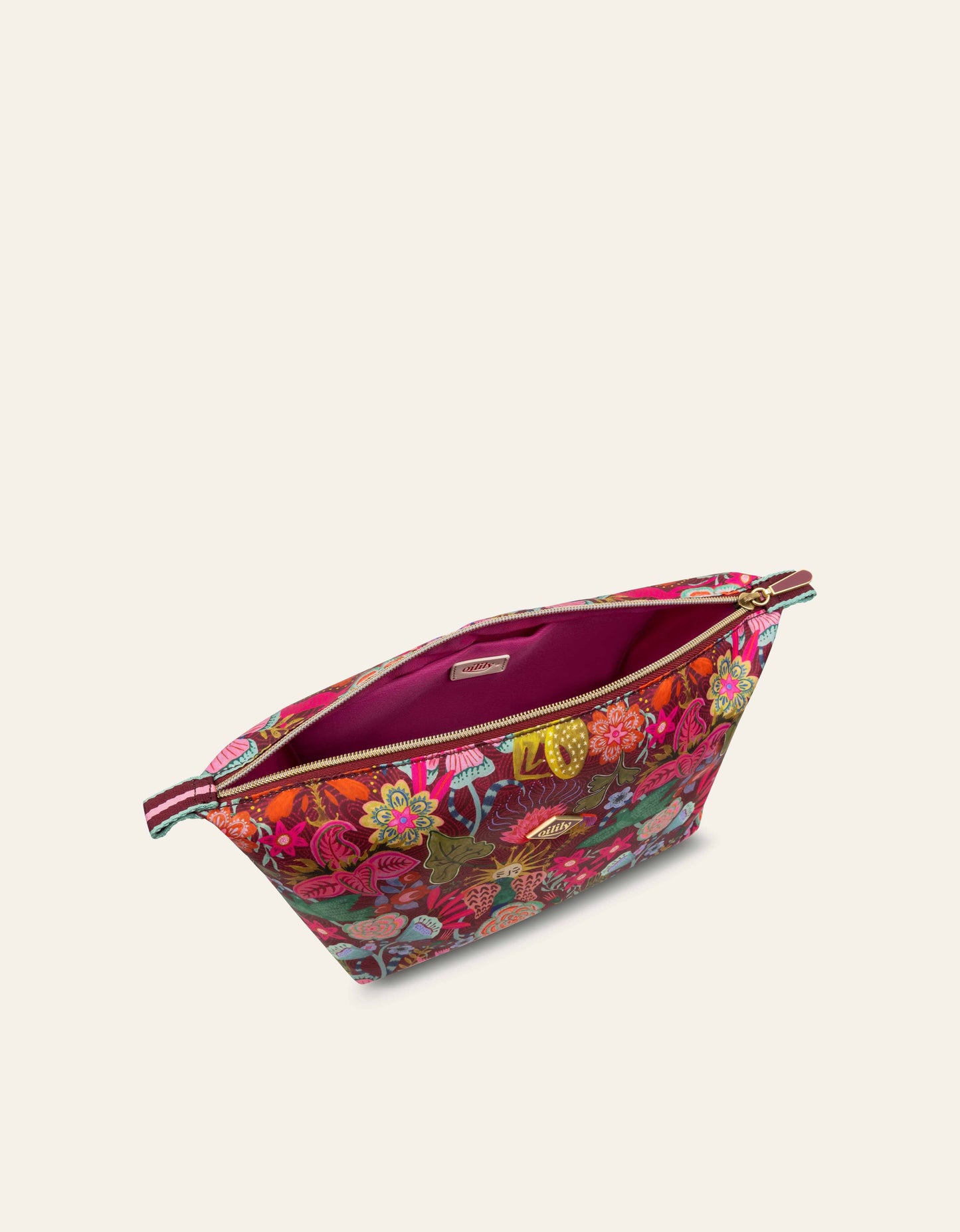 CLAIRE TOILETTAS | OILILY