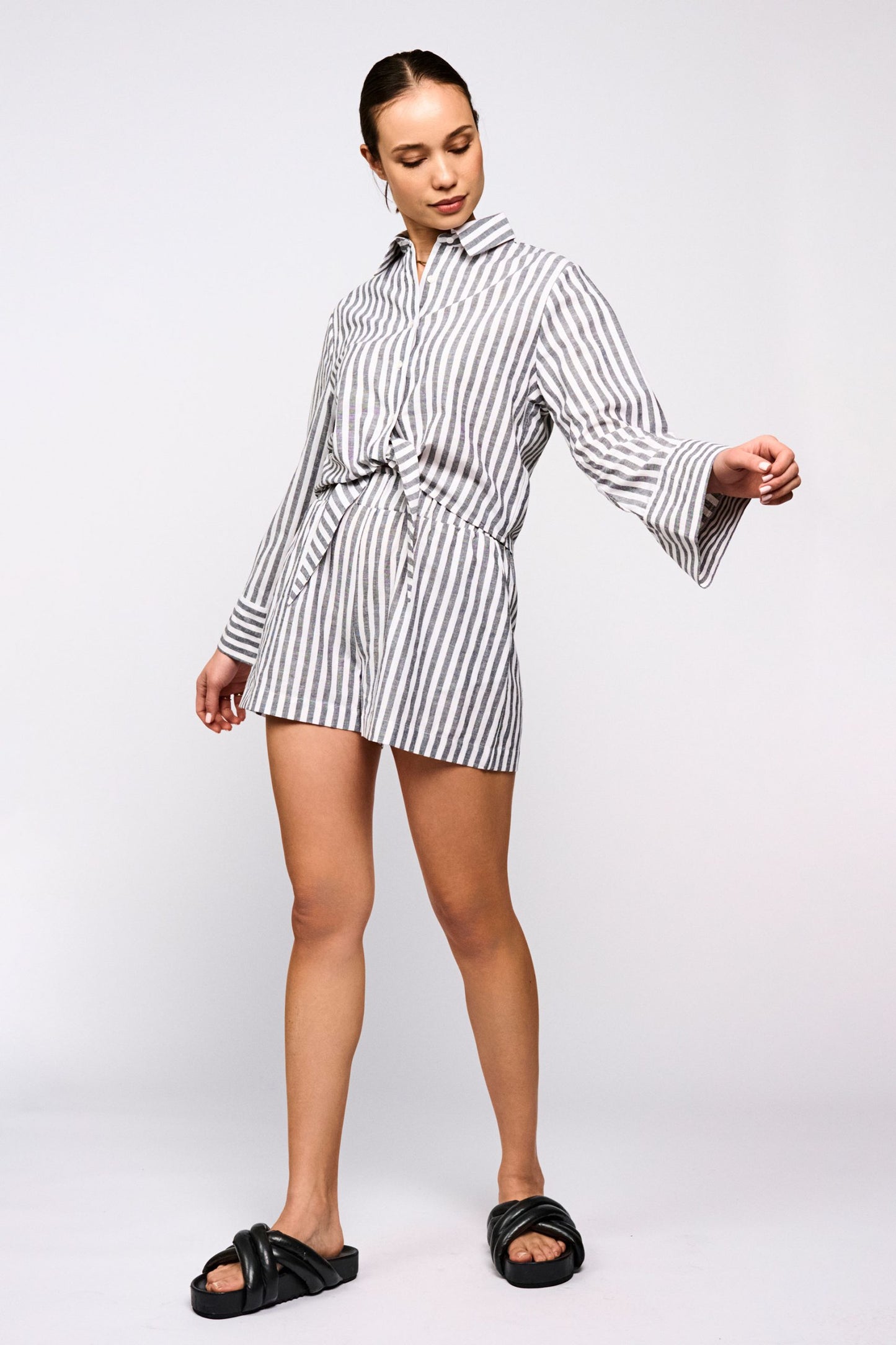 STRIPE SHORT | SPOOQ THE LABEL