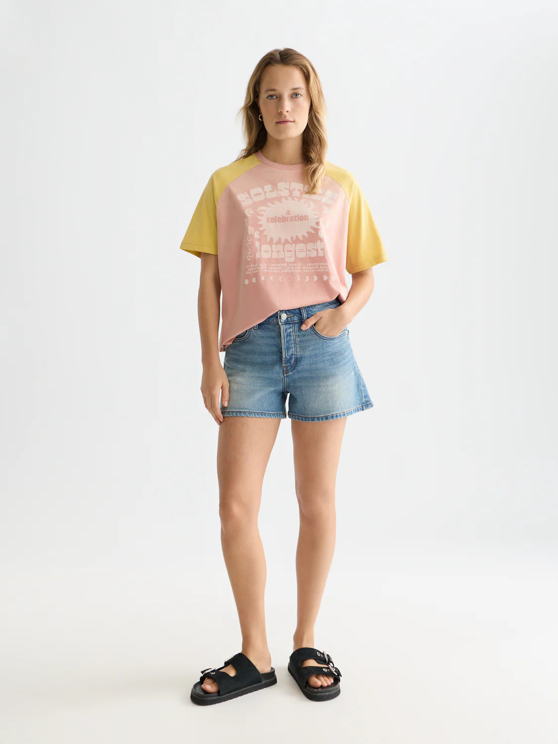 RAGLAN ARTWORK LOOSE T-SHIRT CANYON CLAY | SCOTCH & SODA