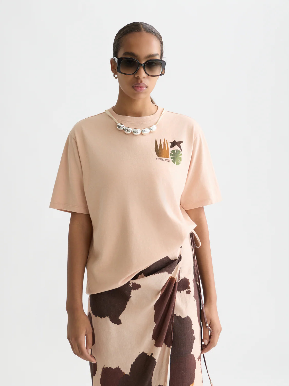 ARTWORK LOOSE T-SHIRT | SCOTCH & SODA