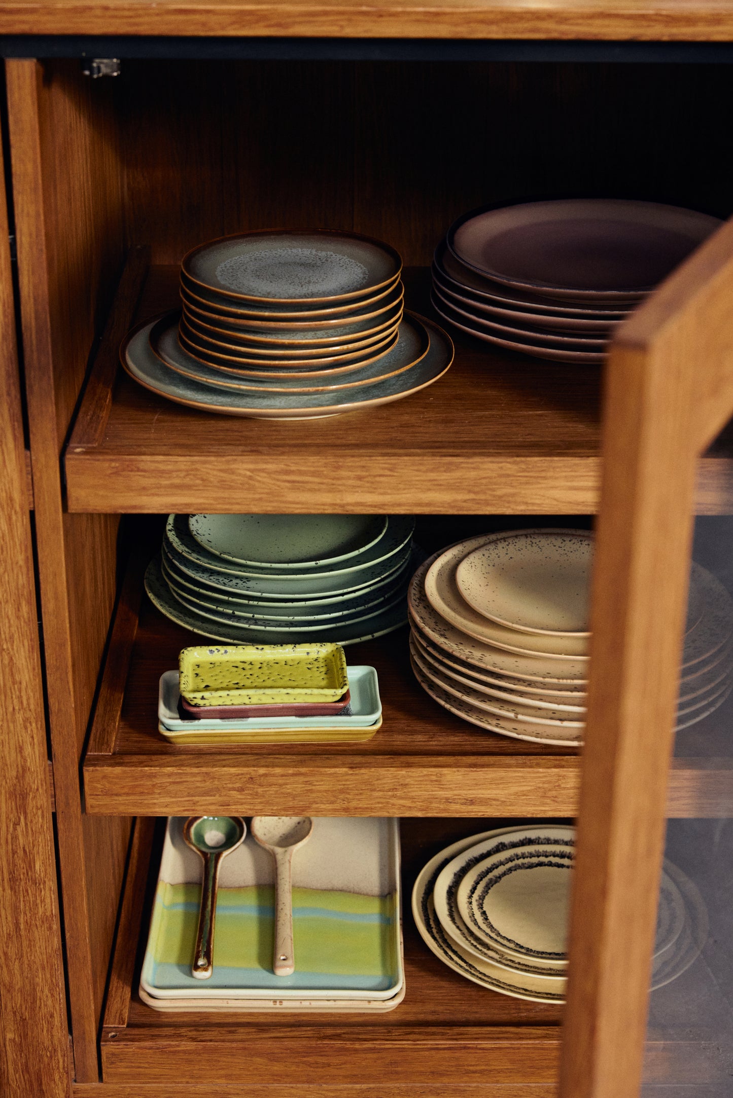 DESSERT PLATES 70S CONTRAST | HK LIVING