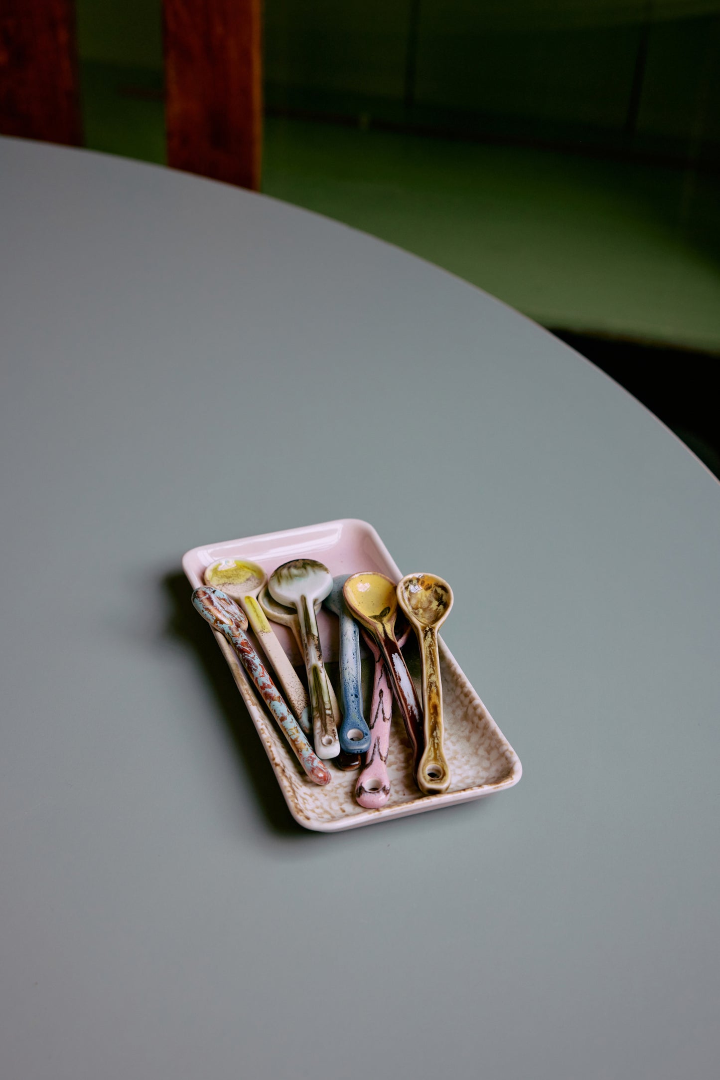 SMALL TRAY 70S MUSE | HK LIVING