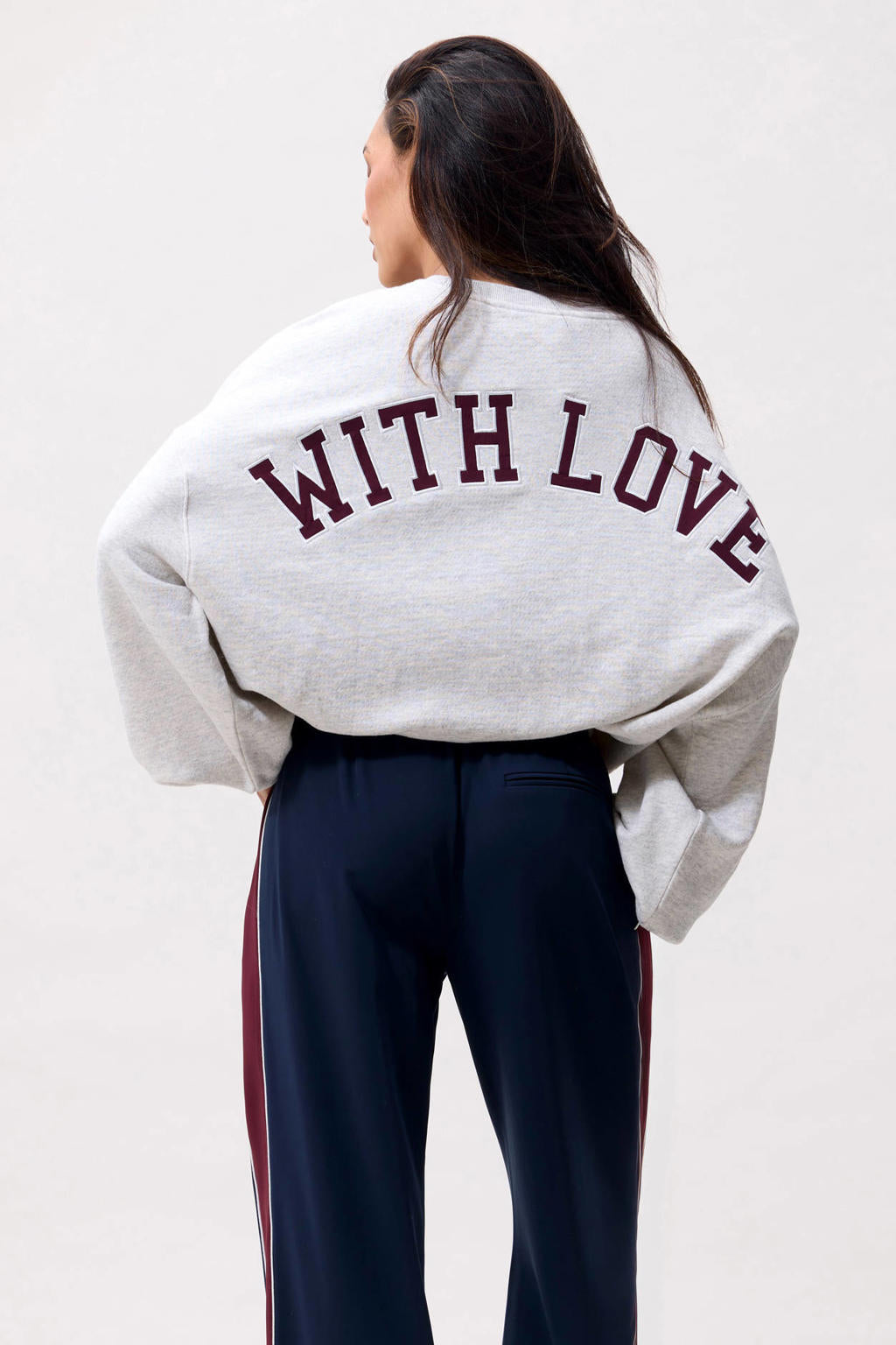 OVERSIZED GRAPHIC SWEATER | CATWALK JUNKIE