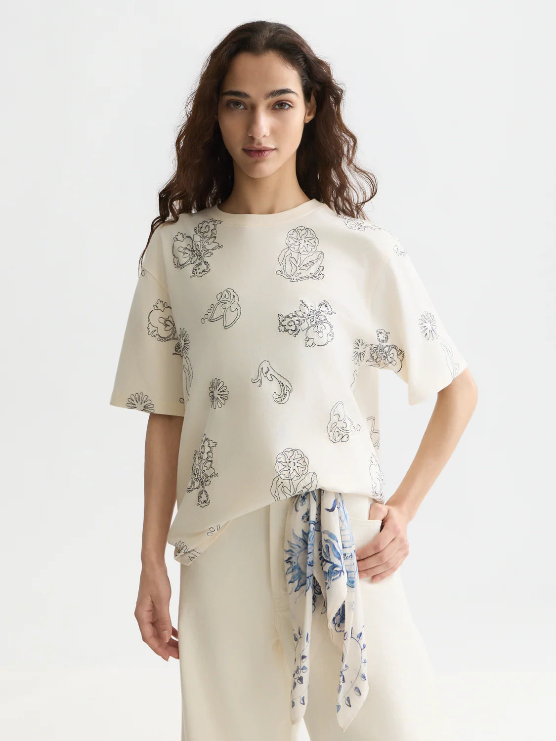 EMBROIDERED LOOSE T-SHIRT | SCOTCH & SODA