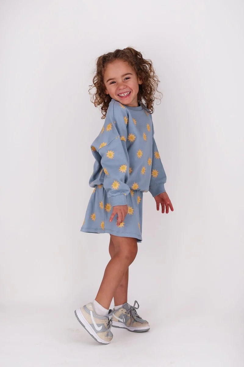 BOHDI SWEATER BLAUW SOLSHINE | THE NEW CHAPTER