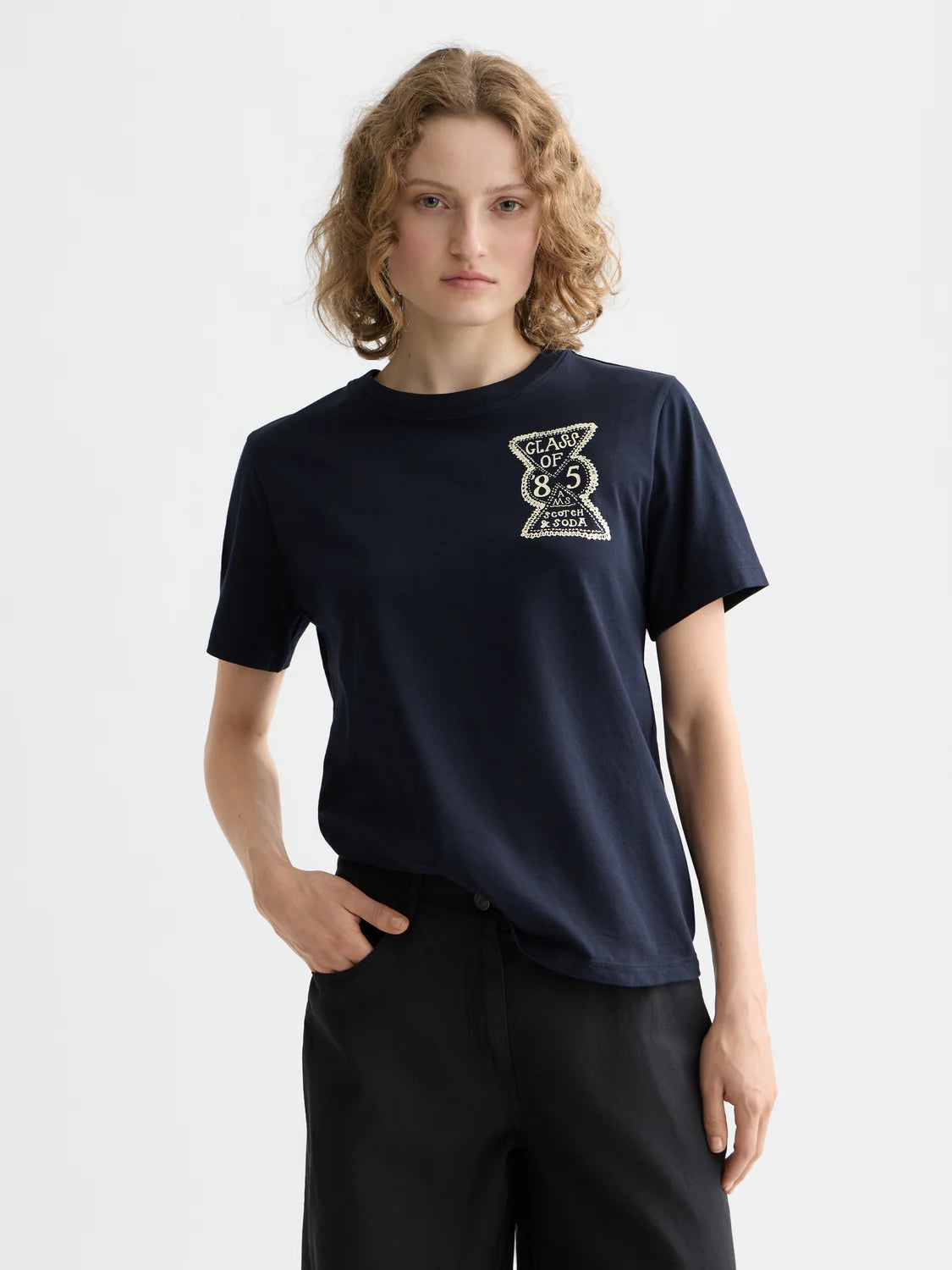 CHEST ARTWORK REGULAR FIT T-SHIRT SKY CAPTAIN | SCOTCH & SODA