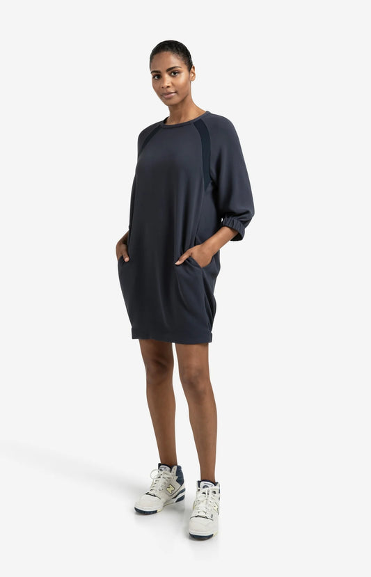 RAGLAN JURK MET RONDE HALS EN SCHOUDERINZET | YAYA