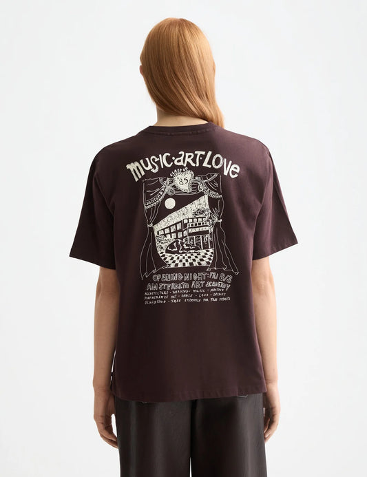 ARTWORK LOOSE FIT T-SHIRT CHOCOLATE PLUM | SCOTCH & SODA