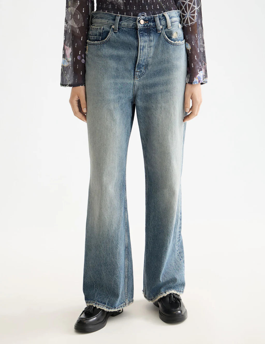 THE DEEP LOOSE JEANS AGAINST THE GRAIN | SCOTCH & SODA