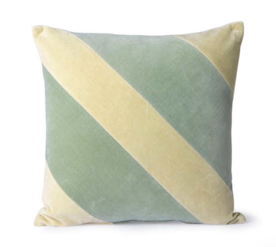 STRIPED VELVET GROEN SIERKUSSEN | HK LIVING