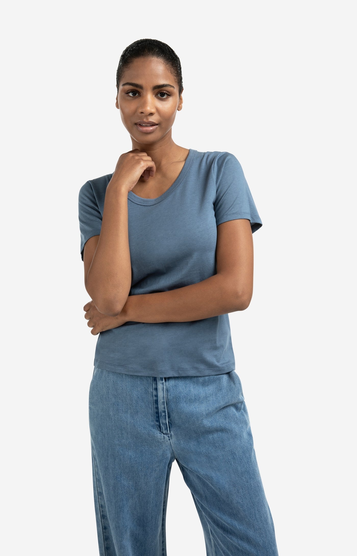 T-SHIRT MET RONDE RIBHALS CHINA BLUE | YAYA