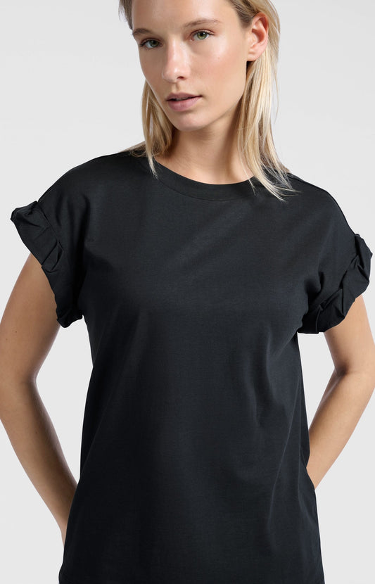 T-SHIRT MET OPGEROLDE GEPLOOIDE MOUWEN | YAYA