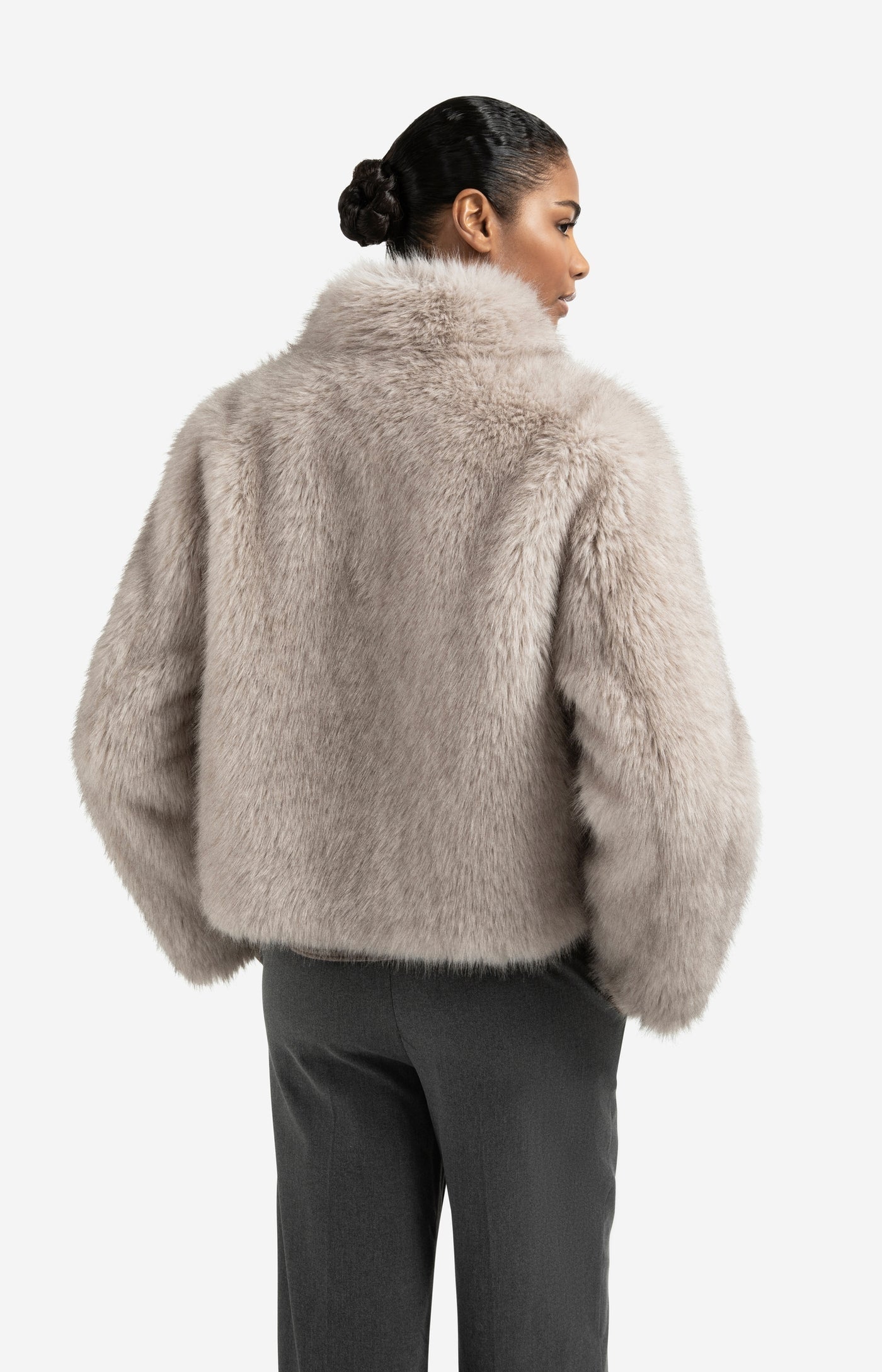 JAS FAUX FUR MET OPSTAANDE KRAAG | YAYA